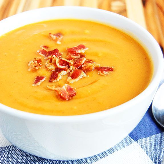 Sweet Potato and Bacon Paleo Soup- all the taste of a baked potato in one bowl of soup. And it is healthy!!!