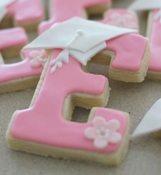 Try letter cookies for your #UHGrad celebration!