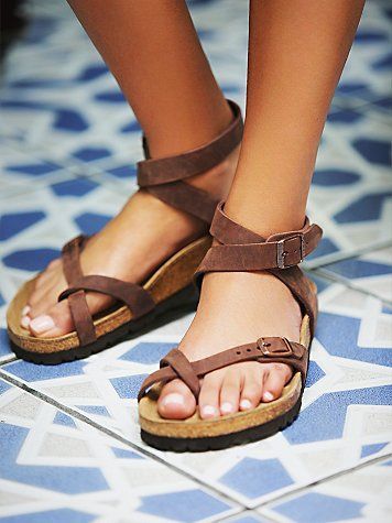 Yara Birkenstock | Elegant sandal with an adjustable ankle strap and toe loop. Features the Birkenstock classic footbed and