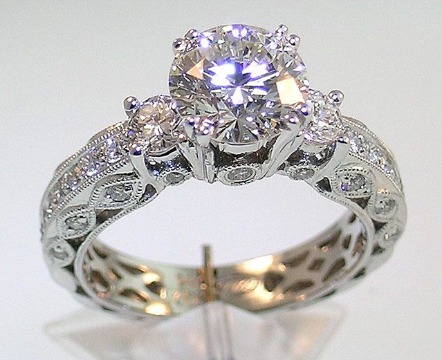 Fundamentals of Antique Engagement Rings and Vintage Rings -   Vintage diamond rings