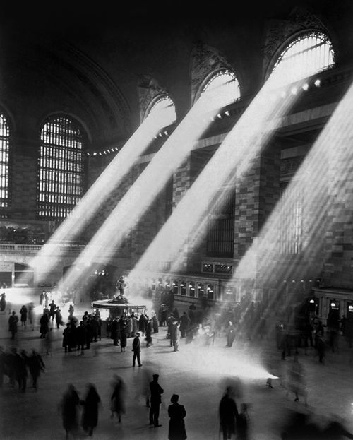Grand Central Station, 1941.