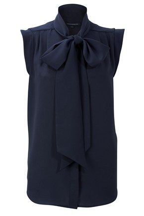 Identical to ‘Sub Silky Tie’ blouse Kate wore in portrait, in USA it’s the KATHERINE PLAINS TIE NECK TOP N