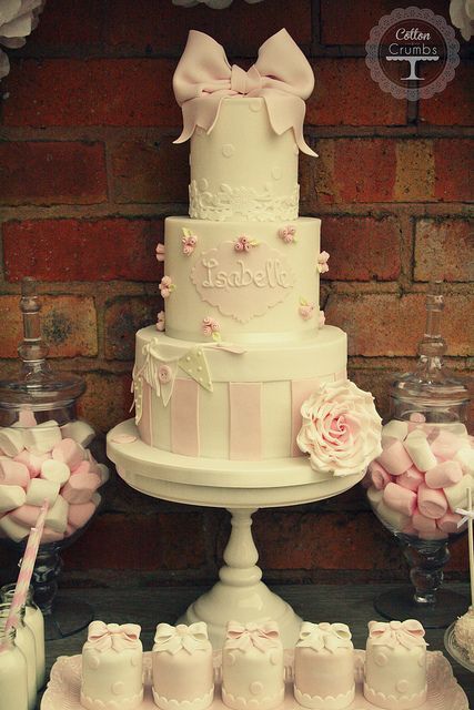 Isabelle’s christening cake | Flickr – Photo Sharing!