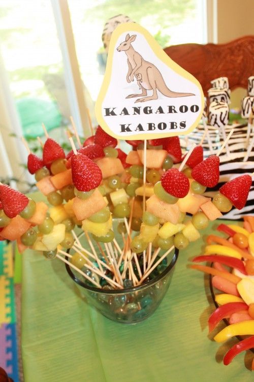 Kangaro kabobs and other fabulous food ideas for a zoo themed birthday party!