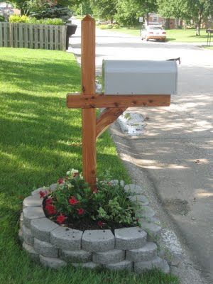 Mailbox Garden – Spruce up your mailbox with some flowers by creating a base garden with retaining wall blocks.