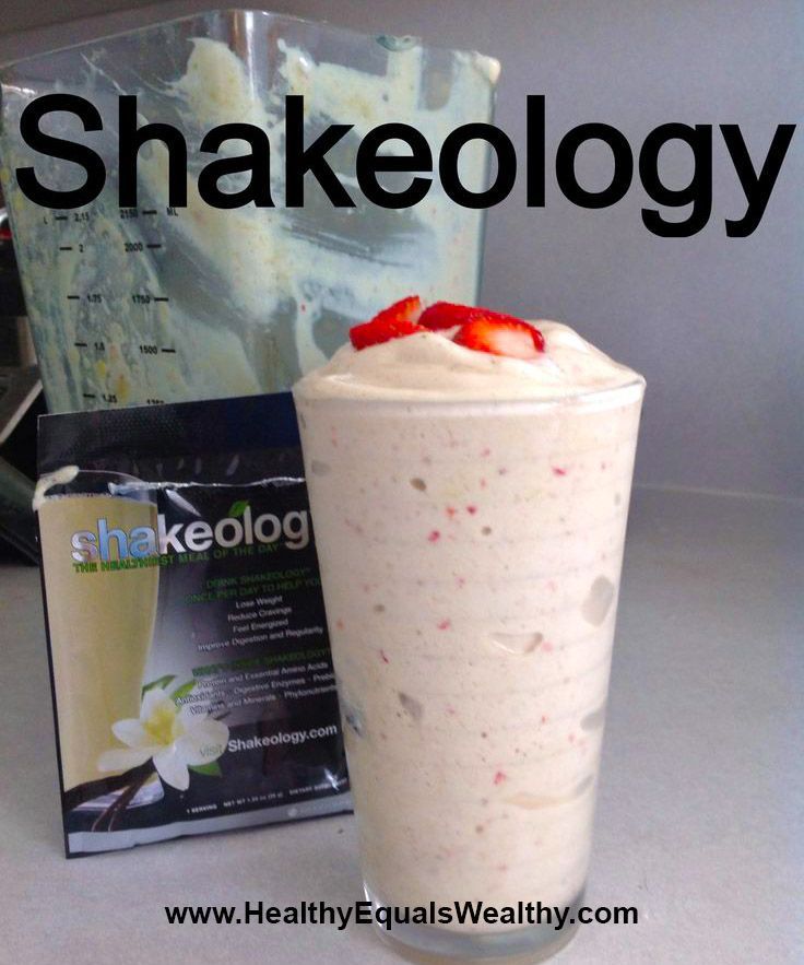 Strawberry Shortcake recipe: 1 pkg Vanilla Shakeology, 1.5 cup frozen pineapple chunks, 5 sliced strawberr