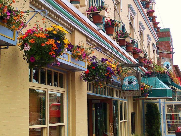 Travel Tips: What to Do in Victoria, BC