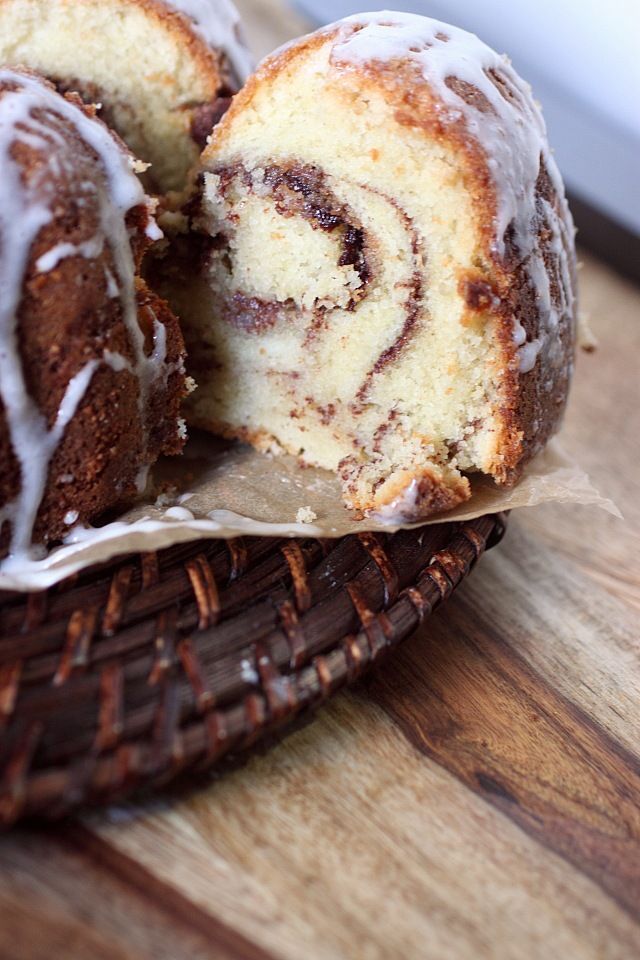 Cinnamon Roll Bundt Cake {mind-over-batter.com}