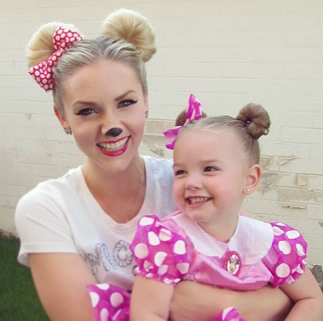 How To: Minnie Mouse Hair for Halloween or Disneyland (Disney)