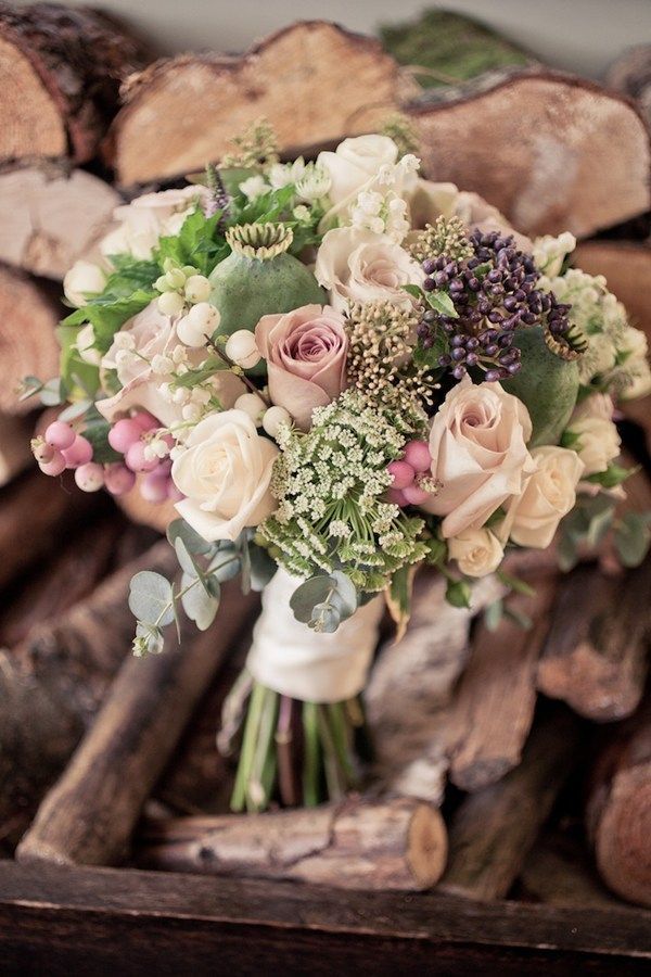 Vintage glamour in Lancashire – Autumn weddings – vintage roses together with hydrangea, poppy seed heads,