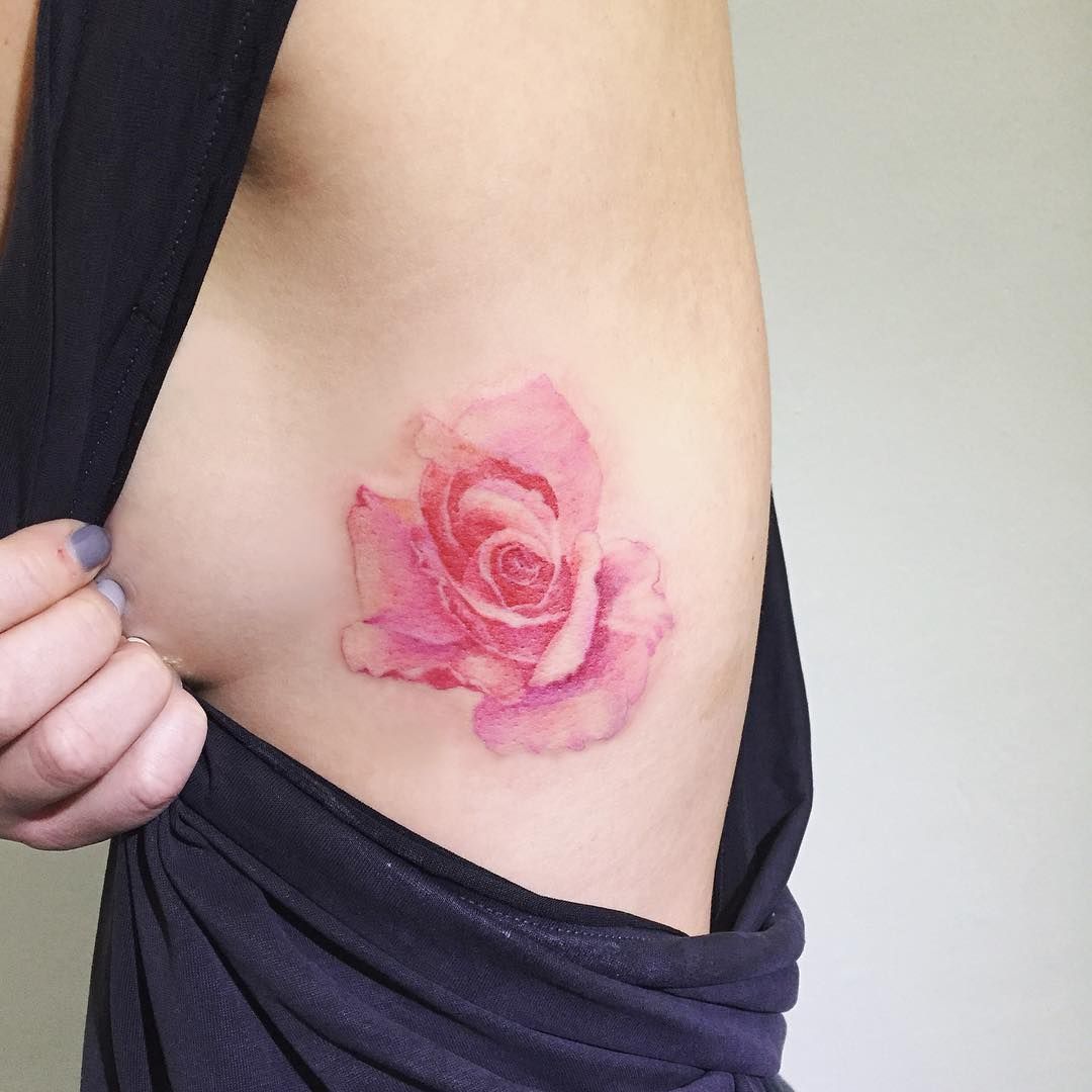 22 Adorable Floral Tattoos You’re Going to Be Obsessed With