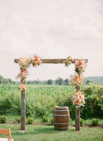 35  Creative Rustic Wedding Ideas to Use Wine Barrels | www.deerpearlflow…
