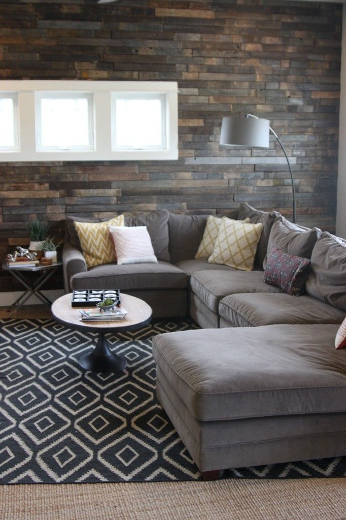 @Anndee Huff look at this combo! They have patterned pillows with a patterned rug. This couch actually loo