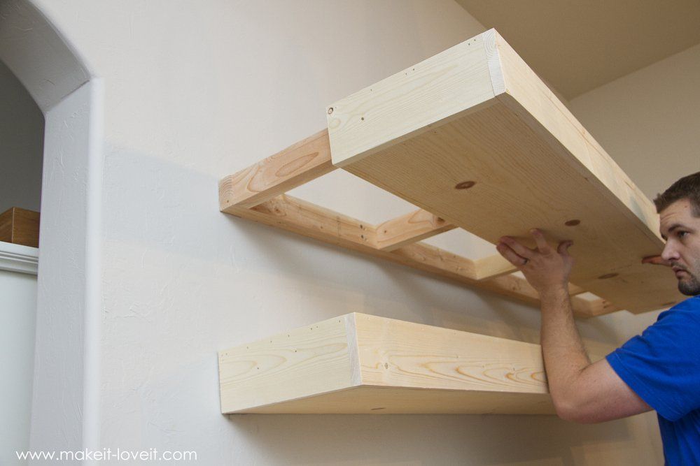 How to Build SIMPLE FLOATING SHELVES (…for any room in the house!) | via Make It and Love It