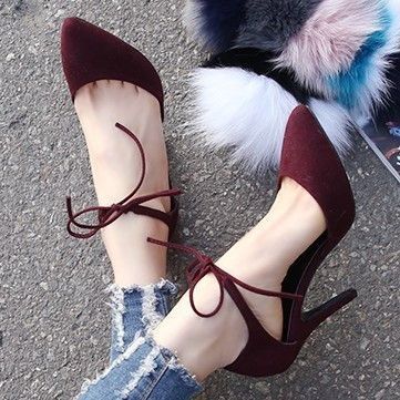 I love the color and the ankle-tie on these pumps! Such perfect early-fall shoes. x