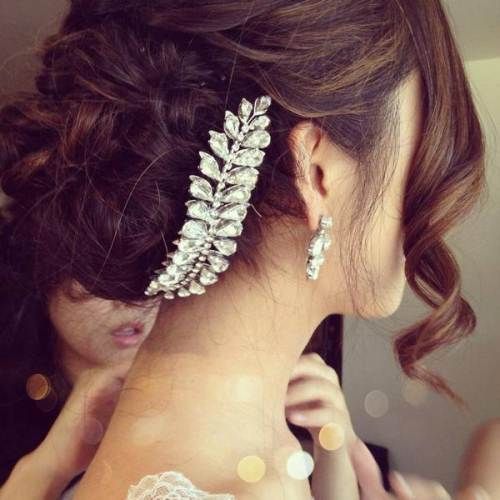 Indian Bridal Hair Jewelry..beautiful www.weddingstoryz… Wedding Storyz | Indian Bride | Indian Wedding