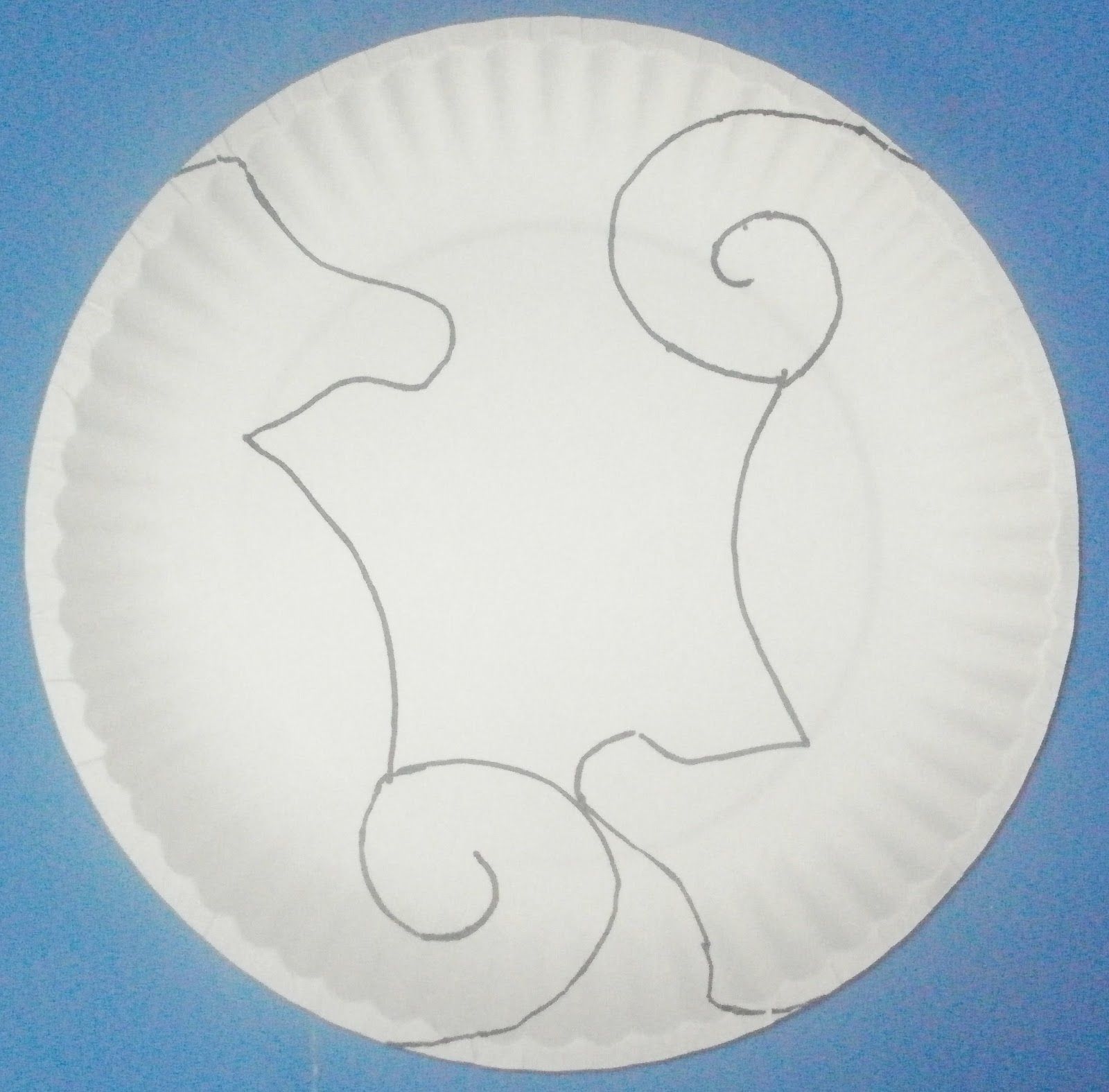 Little Stars Learning: Seahorse Paper Plate Craft w/template
