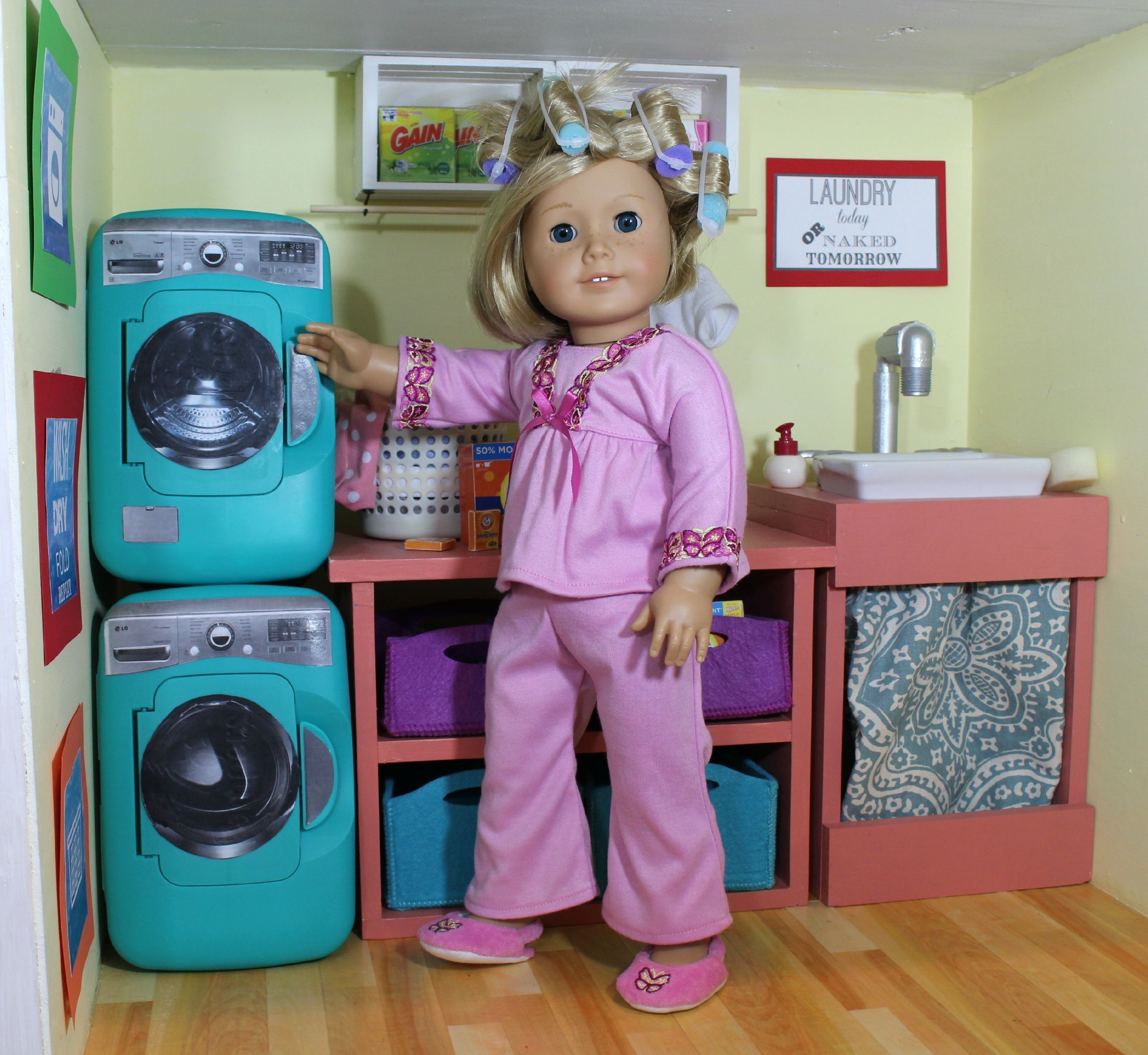 American Girl Laundry Room . diy washer dryer from pampers wipes containers