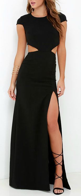 This sleek and stretchy maxi dress starts off with a rounded neckline and short sleeves, while darting