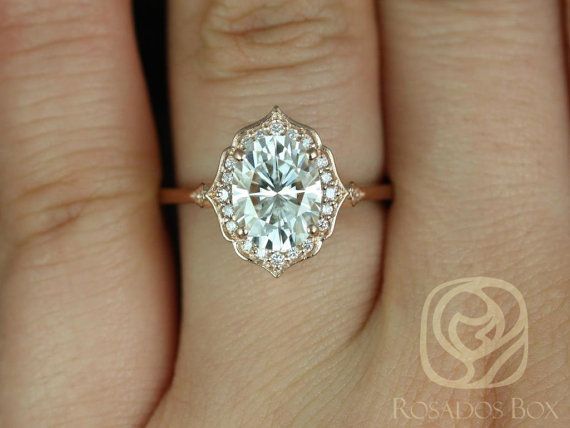 This vintage design will bring out your inner romantic! This stunning yet simple ring is sure to stop