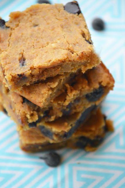 21-Day Fix Approved Peanut Butter Chocolate Chip Blondies!