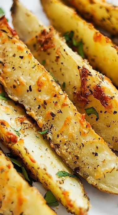 Baked Garlic Parmesan Potato Wedges ~ Garlic and parmesan seasoned potato wedges oven roasted to golde