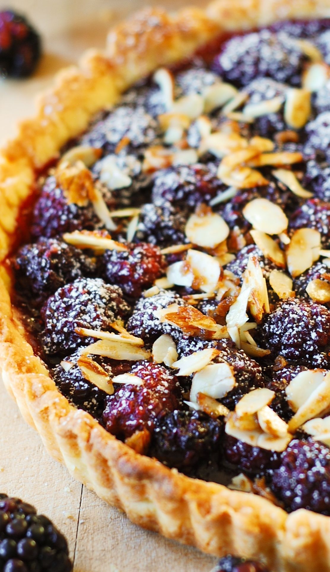 Blackberry Tart with Toasted Almonds