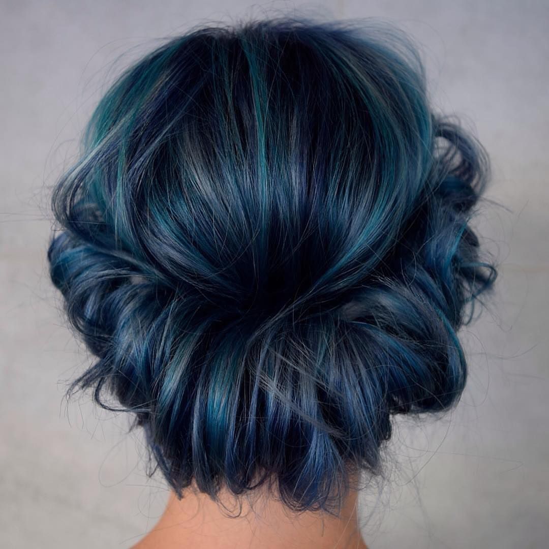25 Eye-Catching Dark Blue Hair Color Ideas — Mystery in Your Loc