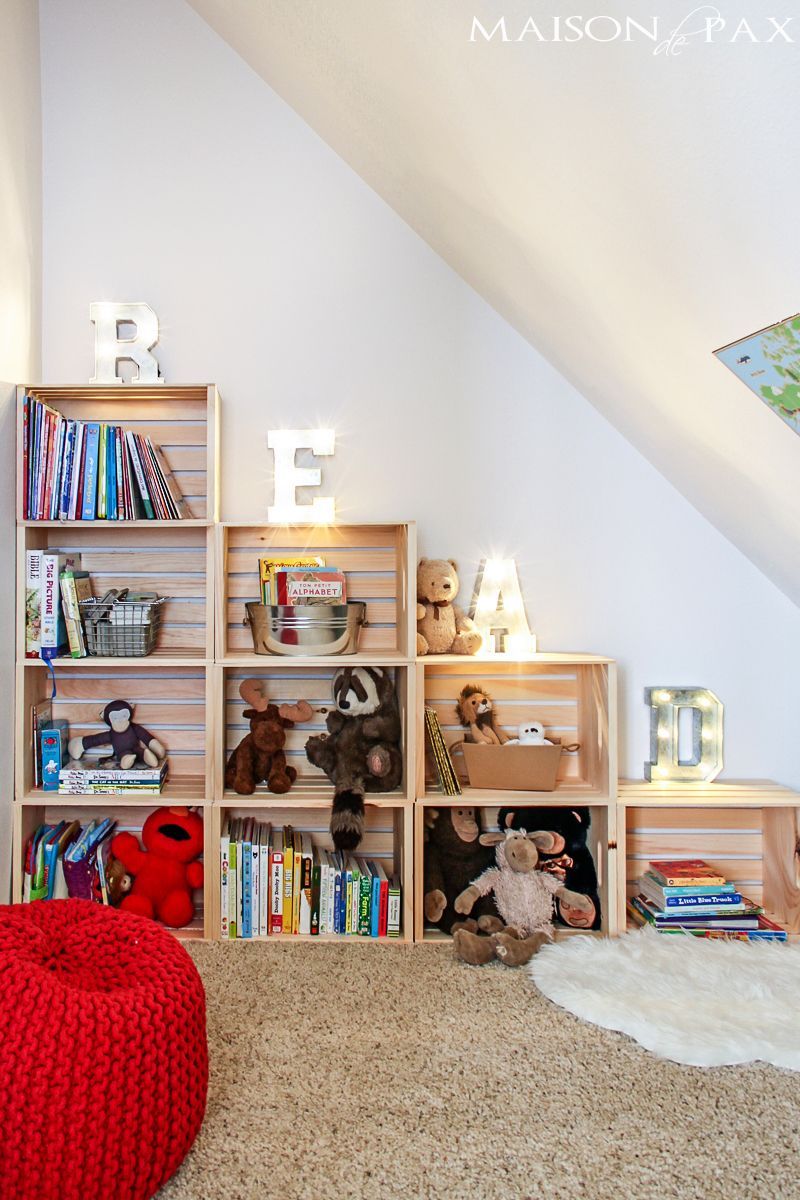 Adorable reading and play room for kids: create a darling nook anywhere in your ho