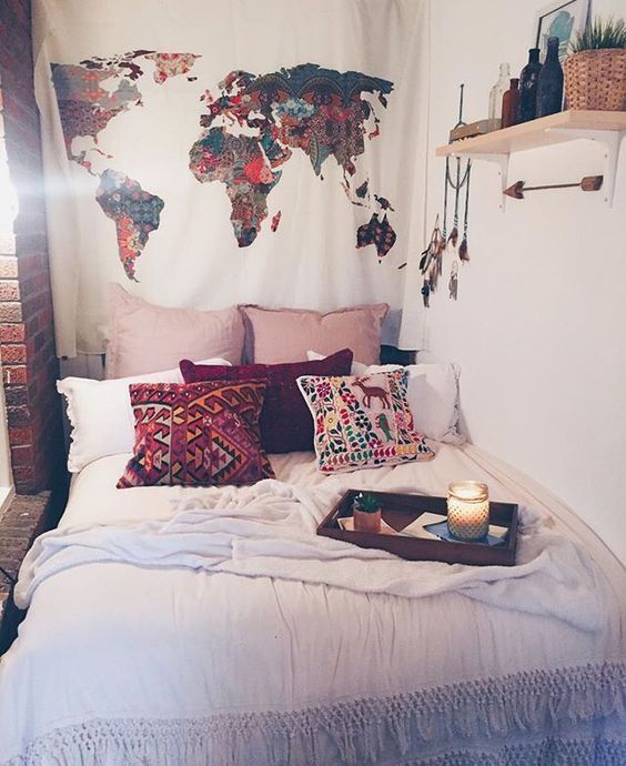 Anyone interested in making their dorm room the envy of the rest of the floor – yo