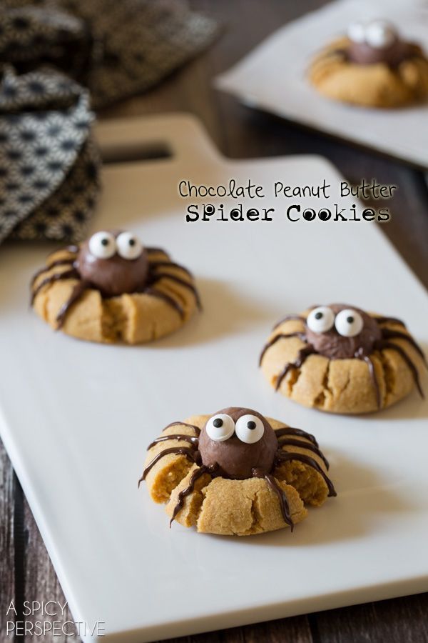 Chocolate Peanut Butter Cookies – SPIDERS! #halloween