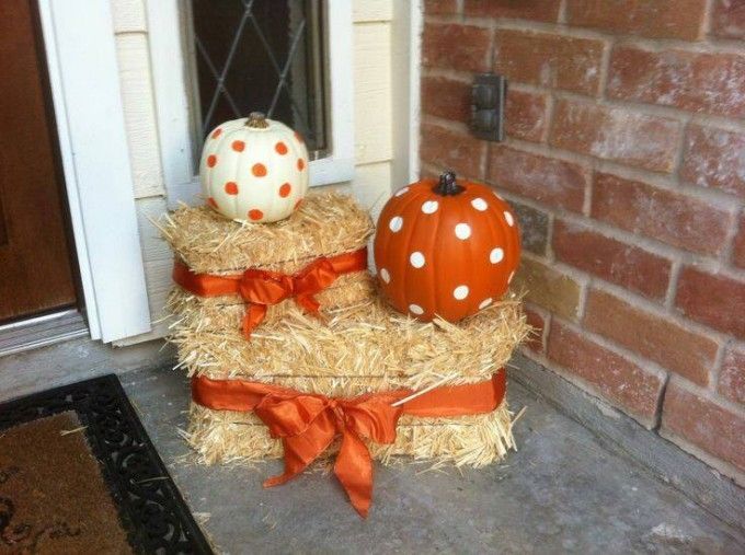 Fall Pumpkin & Hay Front Porch Idea….these are the BEST DIY Fall…