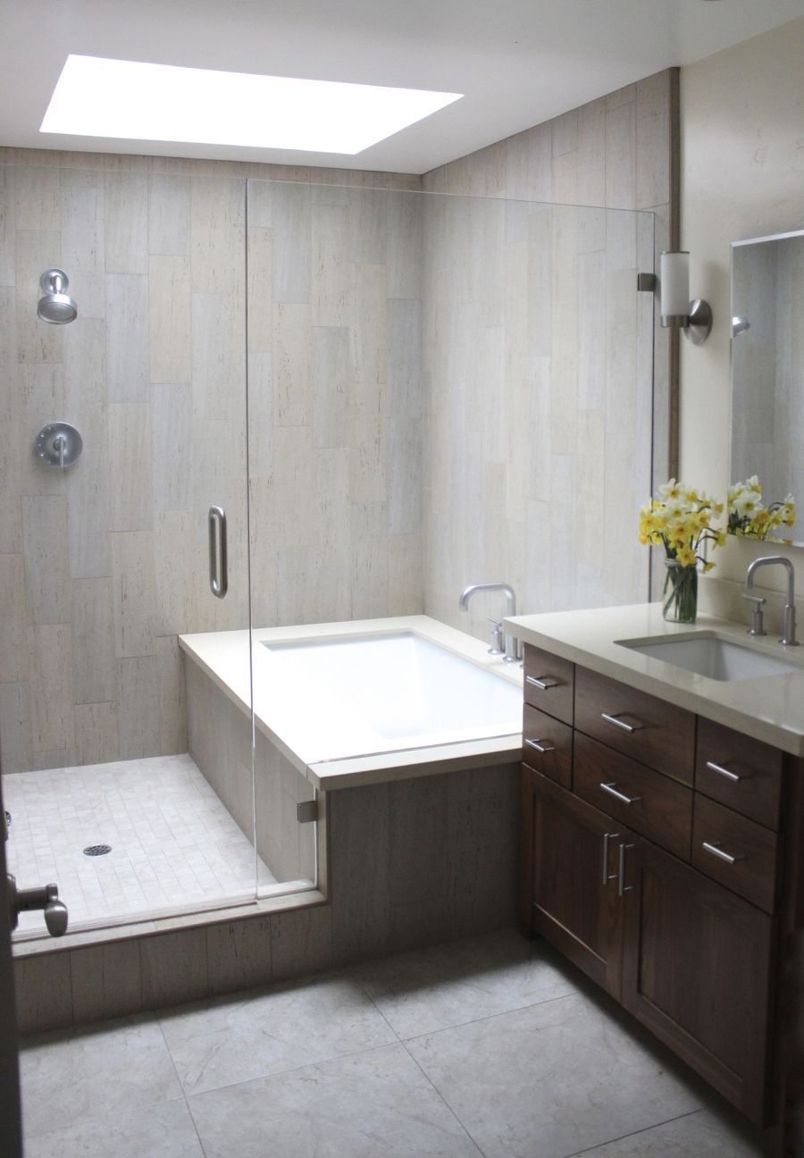 Freestanding or Built-In Tub: Which is Right for You?