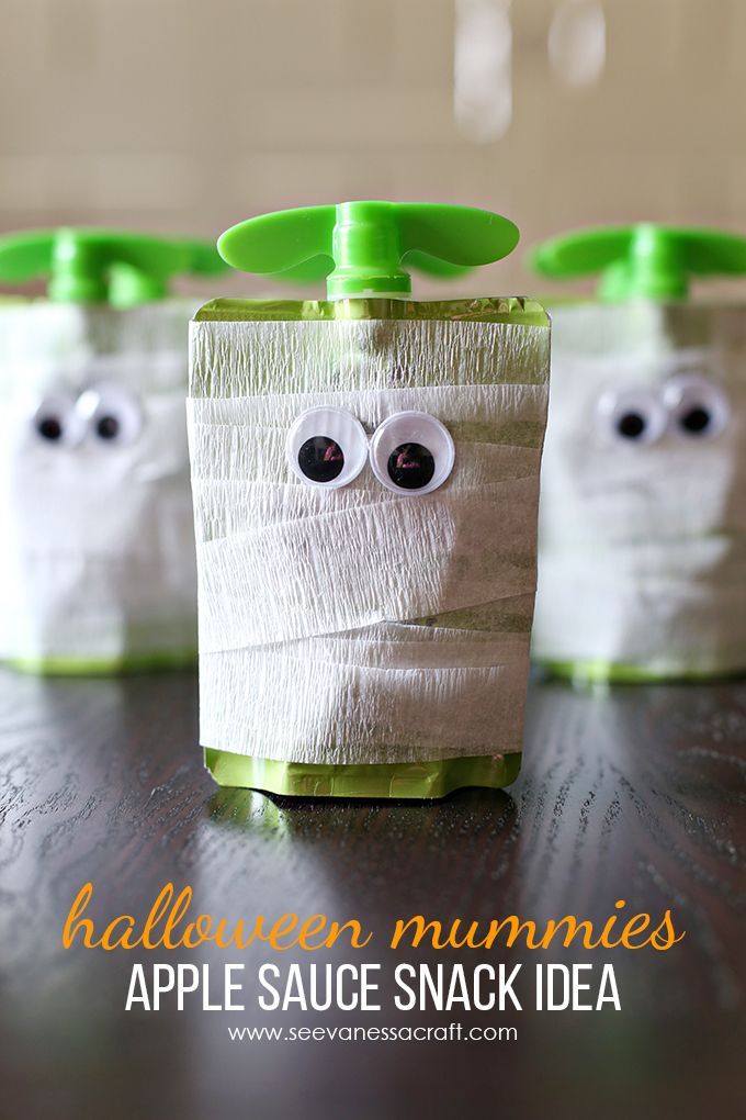 Halloween Mummy Applesauce School Snack Idea: great for preschool or elementary sn