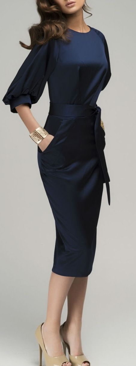 Looking for a special dress for work? This mid-calf elegant dress will never be wr