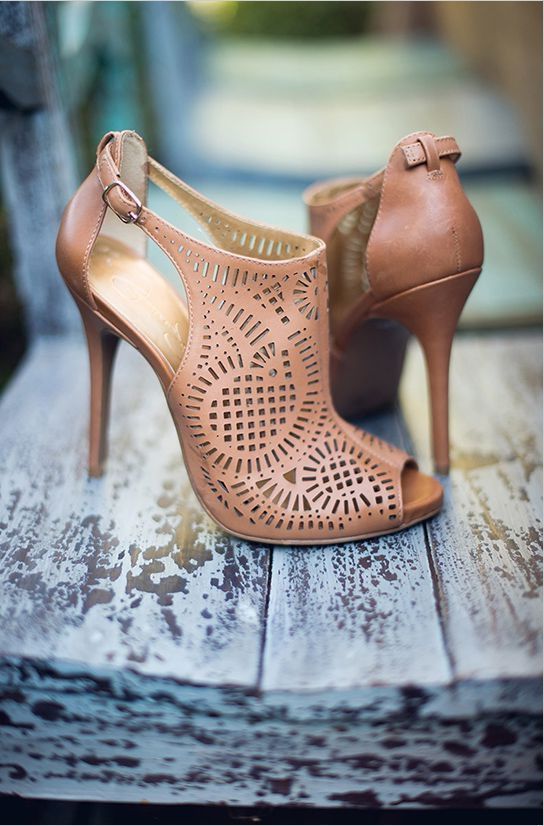 Nude heeled sandals, summer shoes ideas 2016.