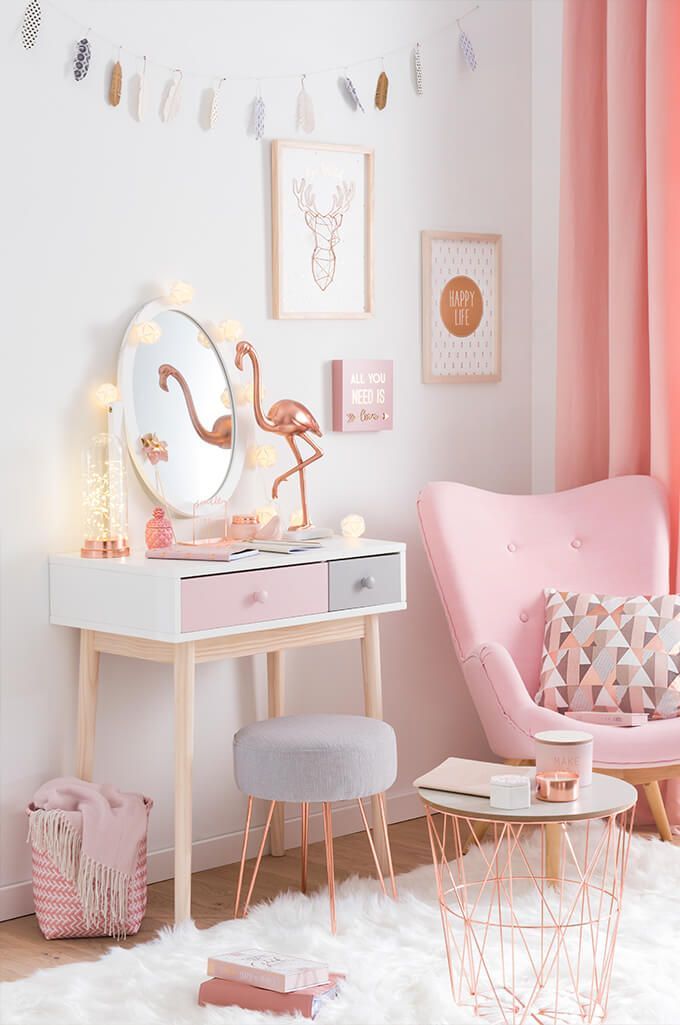 Pink and white nursery decor | girls bedroom ideas and inspiration for home decora
