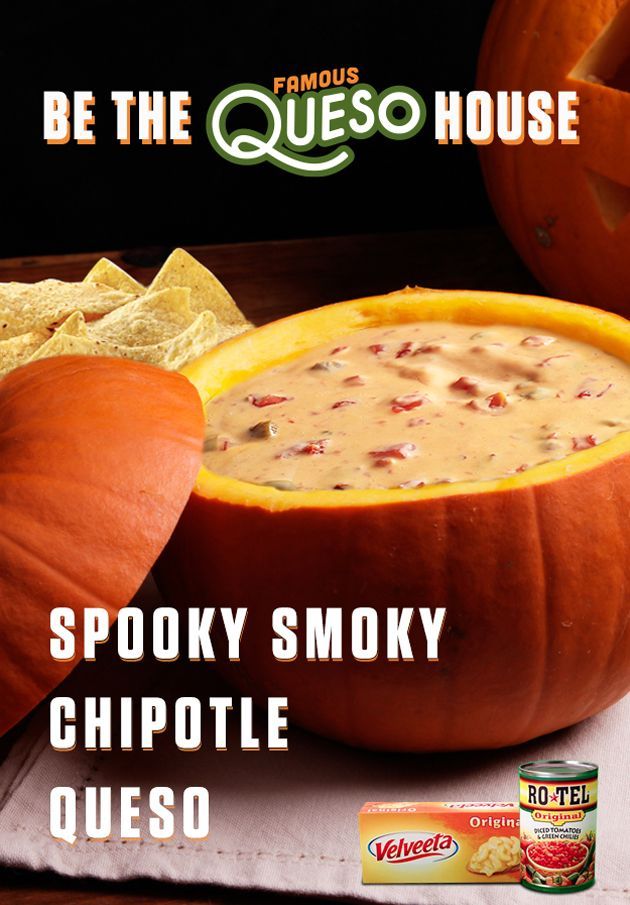 This delicious Spooky Smoky Chipotle Queso dip will turn a boring house into a tas