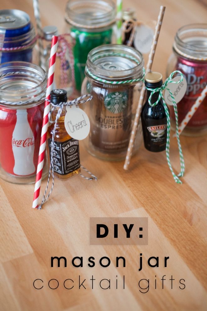 DIY // Cocktail Mason Jar Gifts – so freaking cute!! Perfect for bridesmaids and g