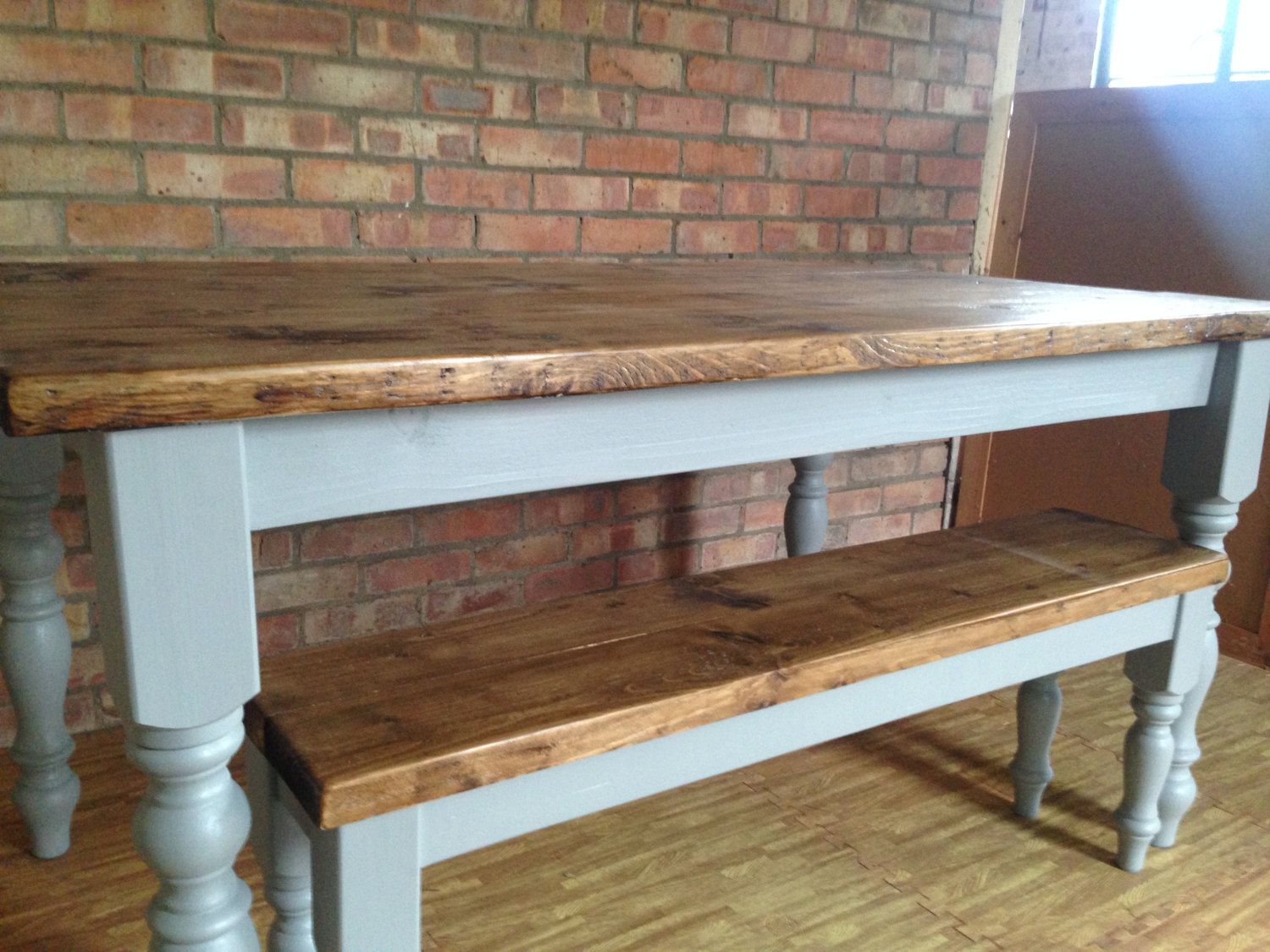 CURVY Farmhouse Dining Table with Bench -   Farmhouse table with bench Ideas
