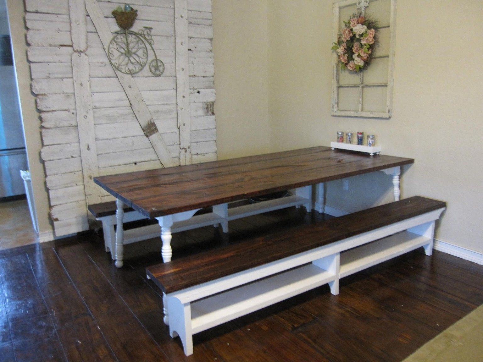 Artistic and Unique DIY Farmhouse Table Ideas -   Farmhouse table with bench Ideas