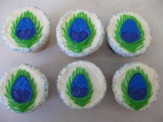 Peacock color cupcakes Ideas