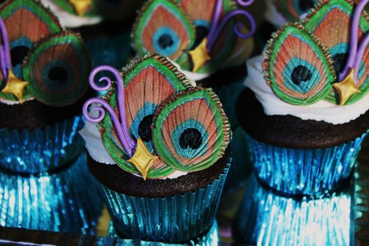 Peacock color cupcakes Ideas