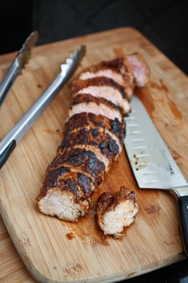 Roasted Chili Maple Pork Tenderloin via @Aggie’s Kitchen