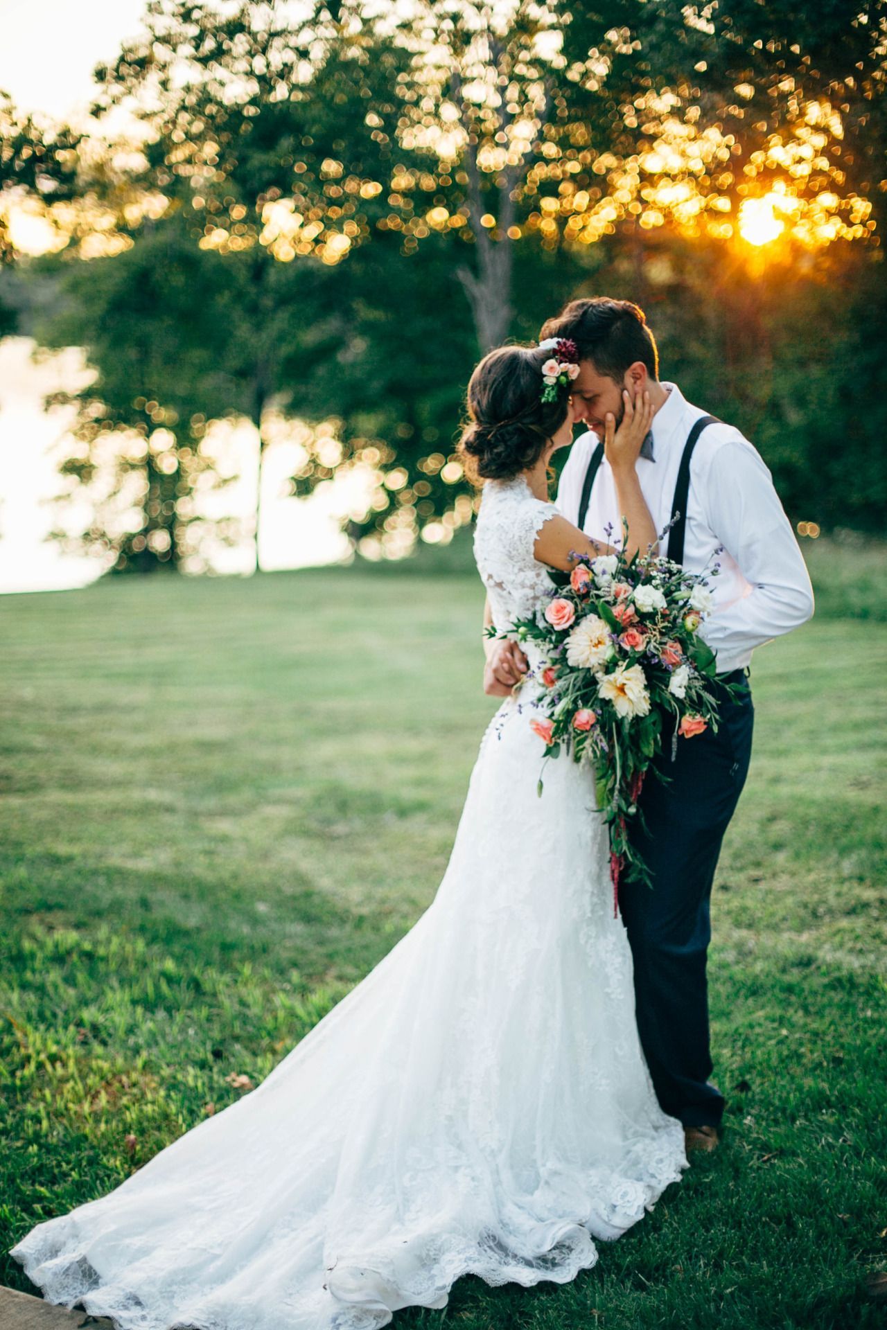 sunset by the water. great use of greenery in this bouquet.