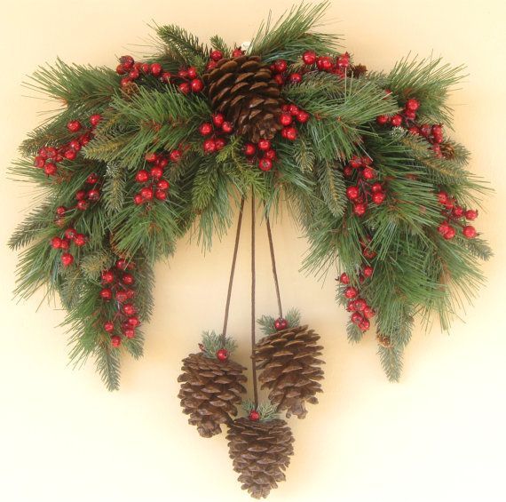 Winter Pine Swag Wreath by Ghirlande on Etsy
