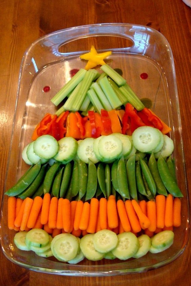 10 Creative Christmas Veggie Trays