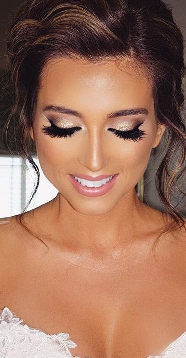 Absolutely gorgeous! And lashes are a must!