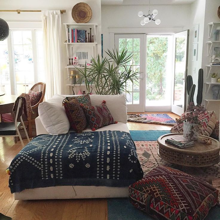 An amazing bohemian inspired room, in many lovely autumn shades of brown.