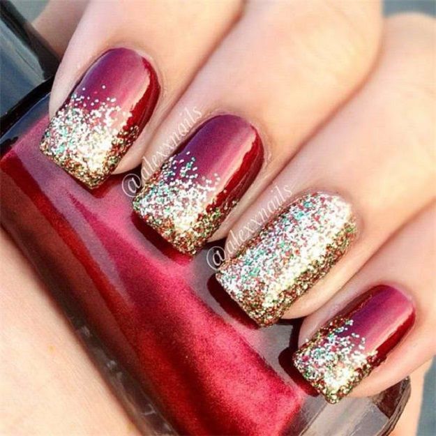 Christmas Sparkles | 11 Holiday Nail Art Designs Too Pretty To Pass Up